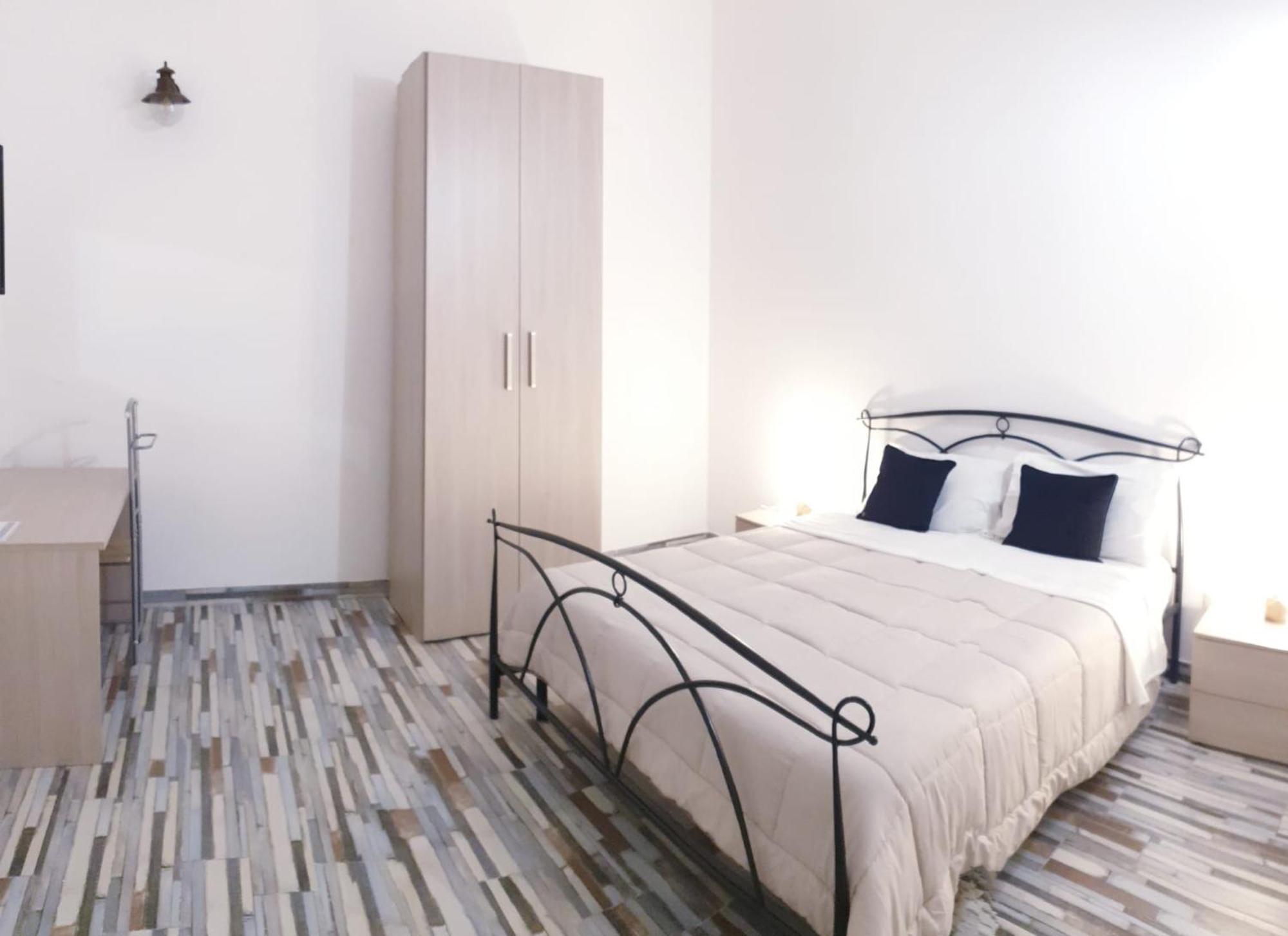 Bed and Breakfast Re Artu' Pulsano Exterior foto